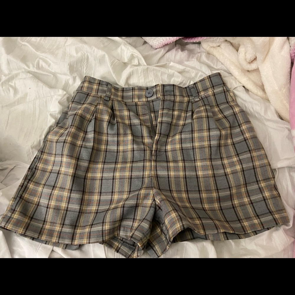 Plaid Loose Shorts